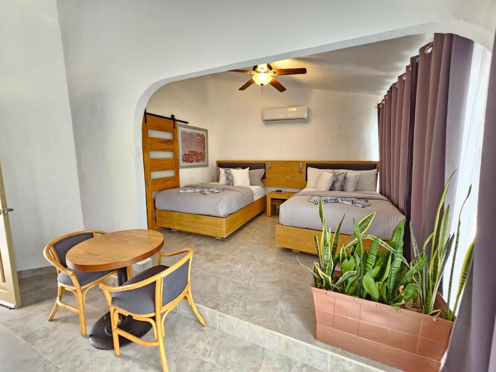 Buena Vista Oceanfront & Hot Springs Resort บูเอนาวิสตา ภายนอก รูปภาพ